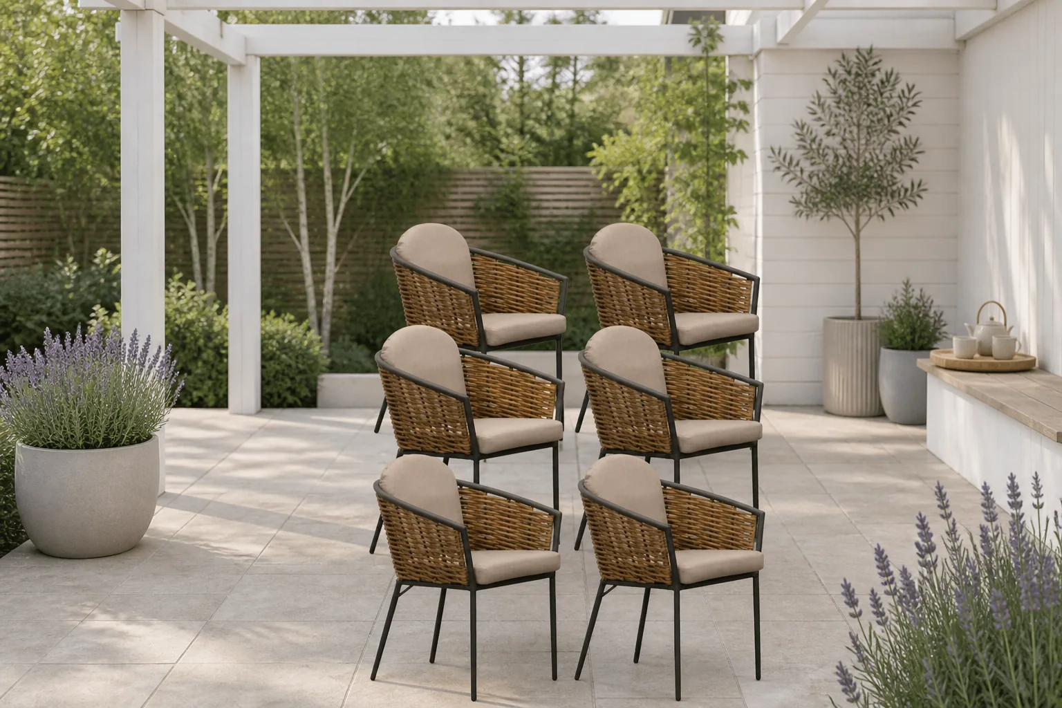 Sfeerfoto van Denza Furniture Lucca dining tuinstoel set van 6 stapelbaar | wicker + aluminium | zand