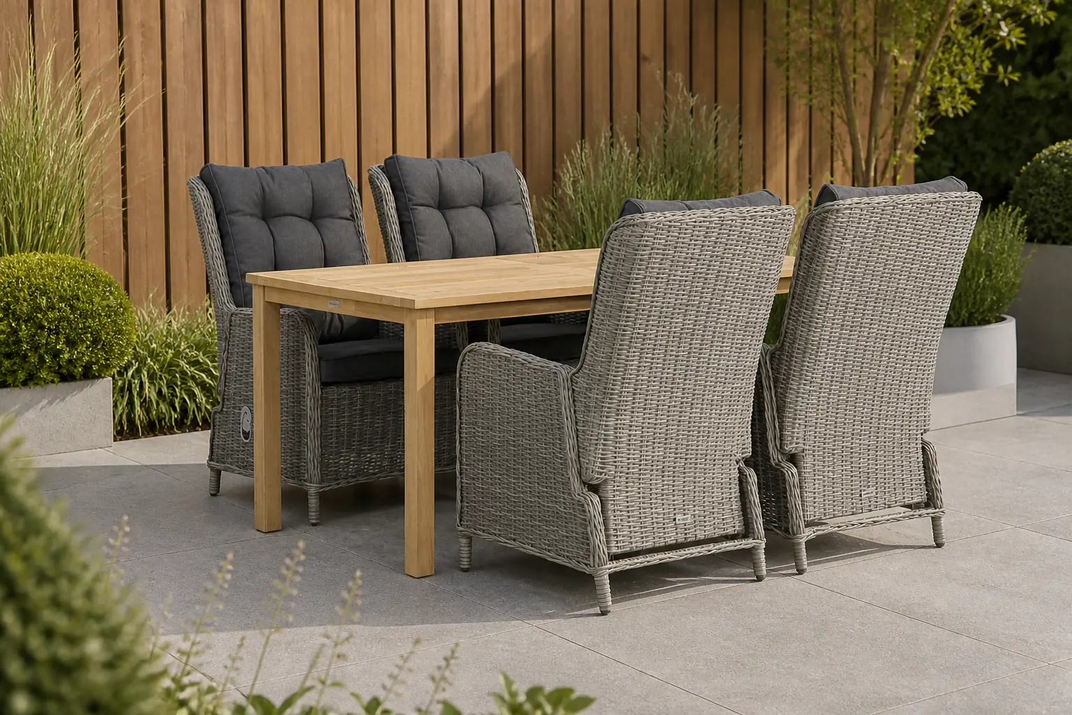 Sfeerfoto van Garden Collections Kingston/Weston 160 cm dining tuinset 5-delig – Grijs-antraciet