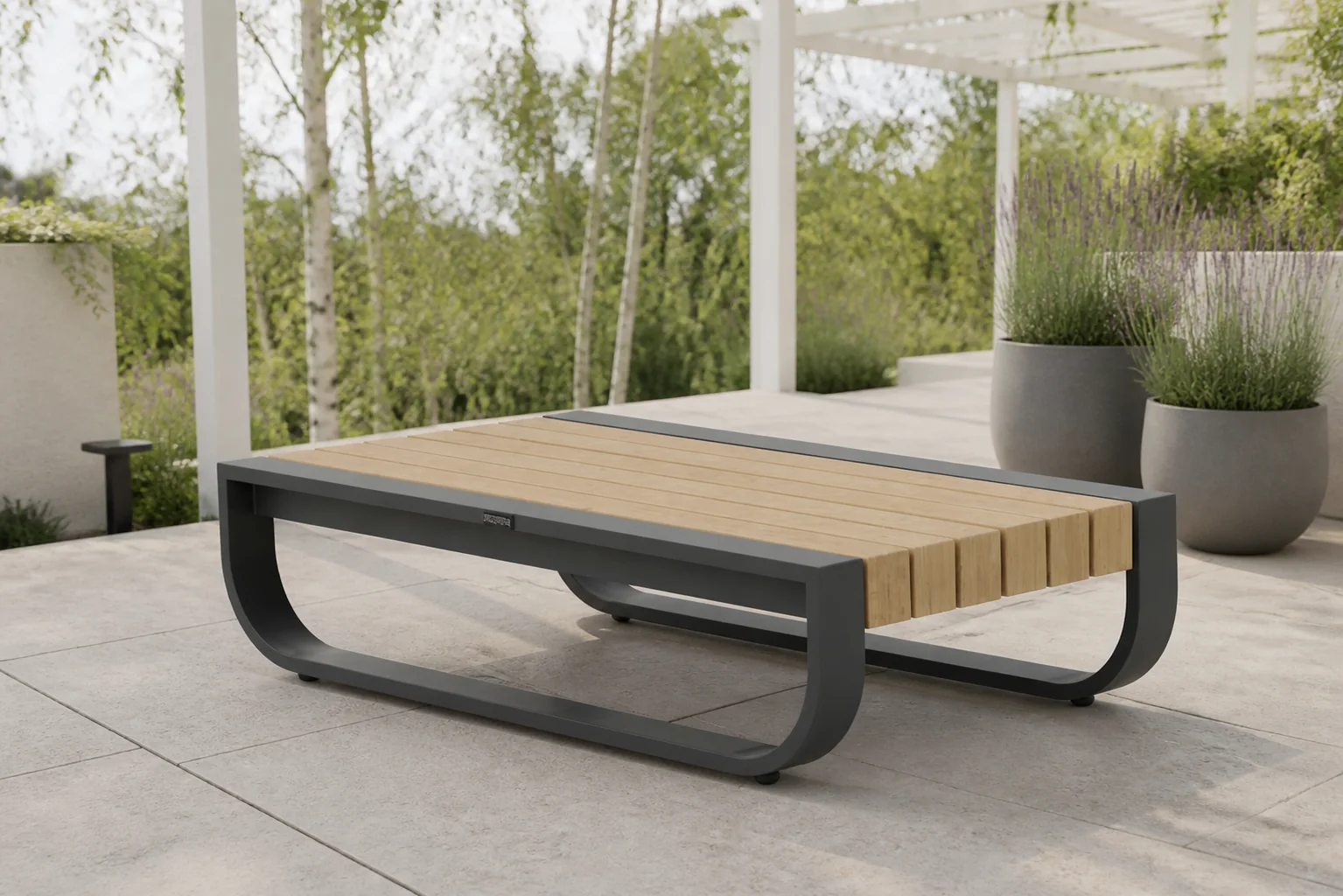 Sfeerfoto van Lifestyle Garden Furniture Venice bijzettafel – Grijs-antraciet