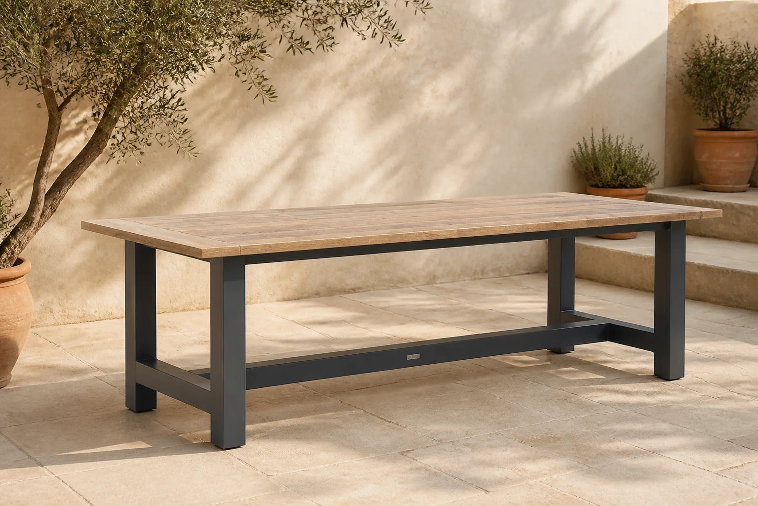 Sfeerfoto van Lifestyle Garden Furniture San Francisco dining tuintafel 260 x 100 cm – Grijs-antraciet