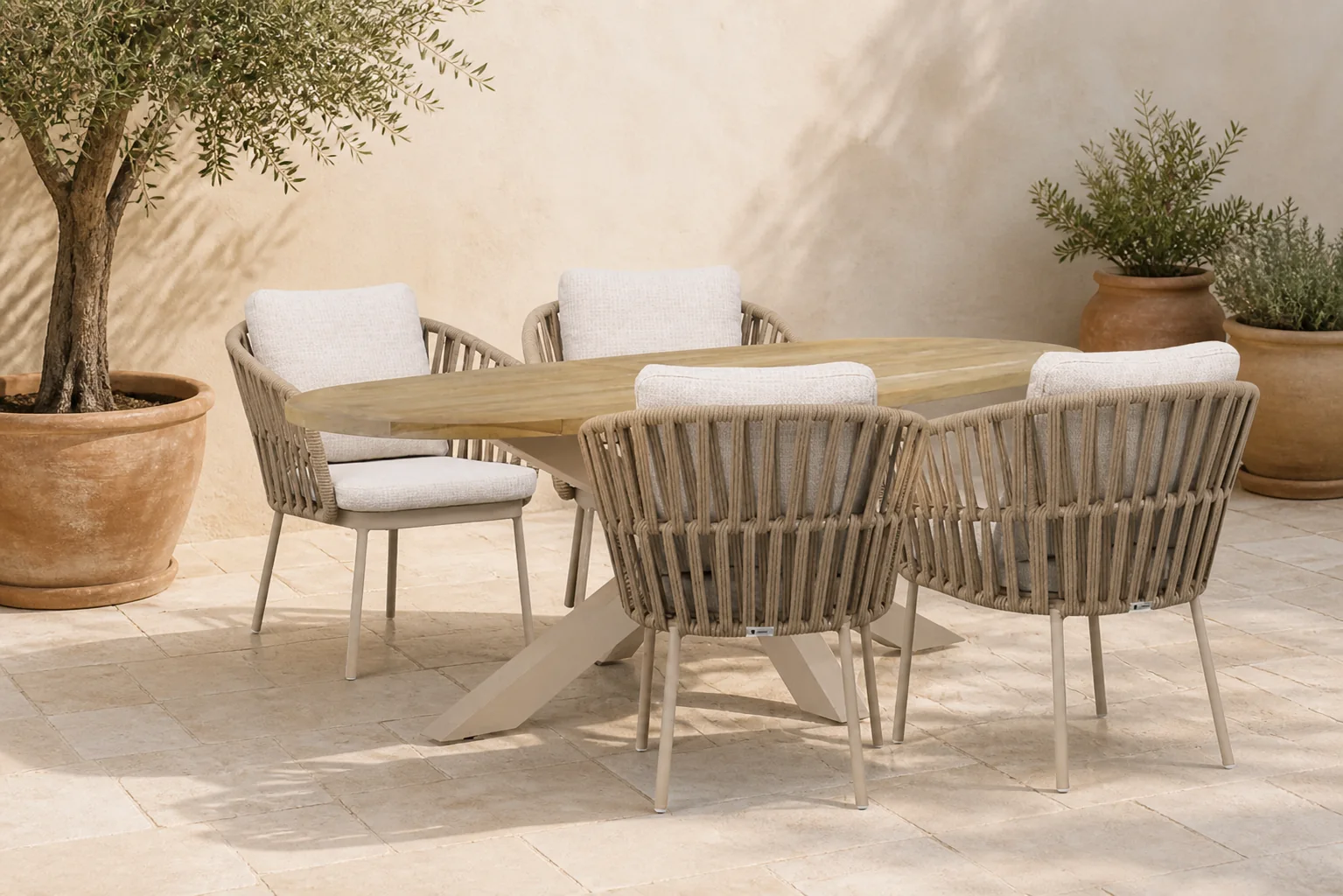 Sfeerfoto van Coco Elara/Brookline 200×110 cm dining tuinset 5-delig – Zand/Beige