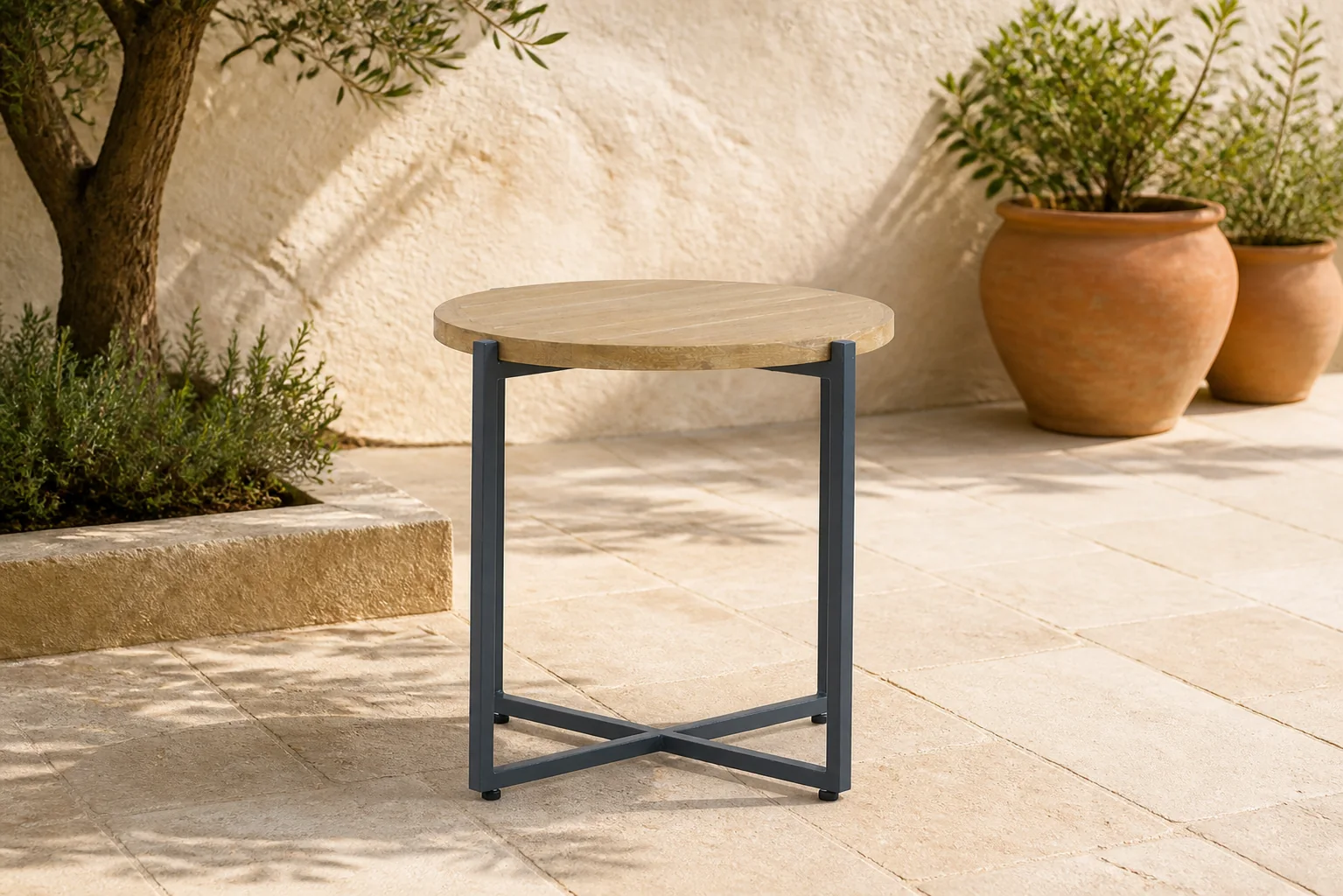 Sfeerfoto van Apple Bee Condor loungetafel 54 cm – Grijs-antraciet