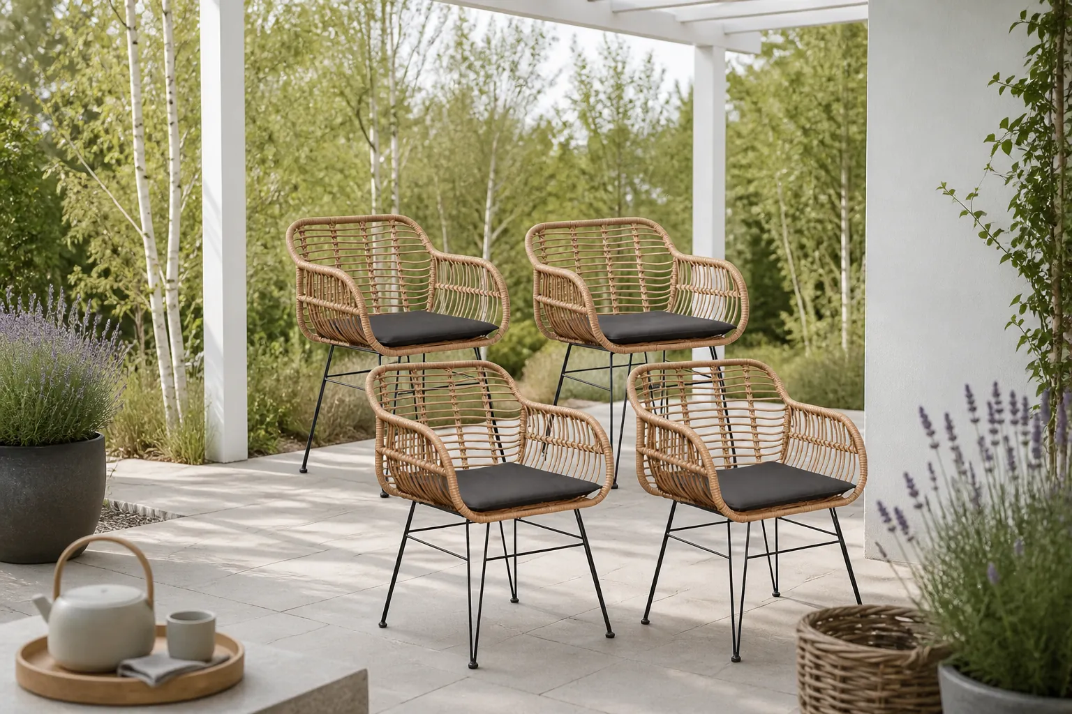 Sfeerfoto van BUITEN living Lola dining tuinstoel set van 4 | wicker + staal | Bamboo antraciet