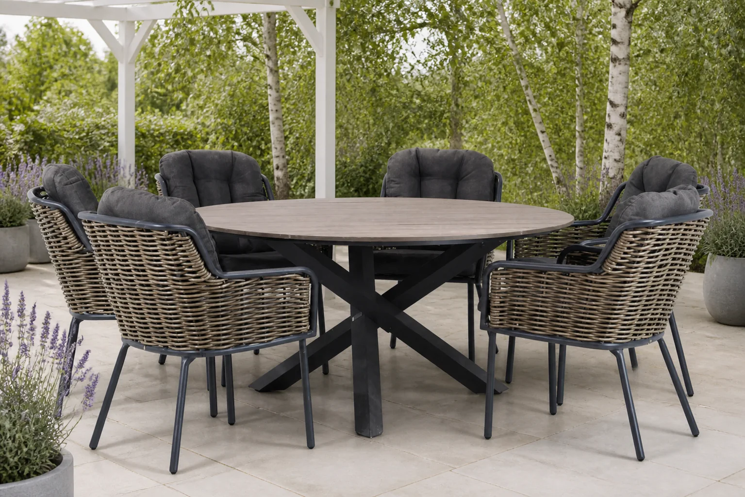 Sfeerfoto van Santika Furniture Fasano/Ancona 150 cm dining tuinset 7-delig – Grijs-antraciet