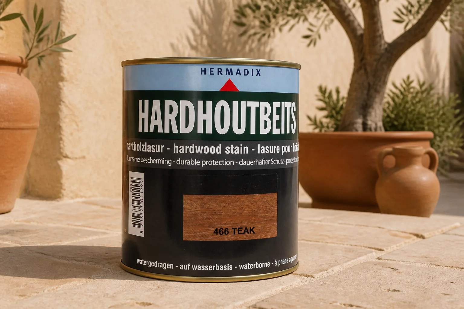 Sfeerfoto van Hermadix Hardhoutbeits 466 teak 750 ml – hout