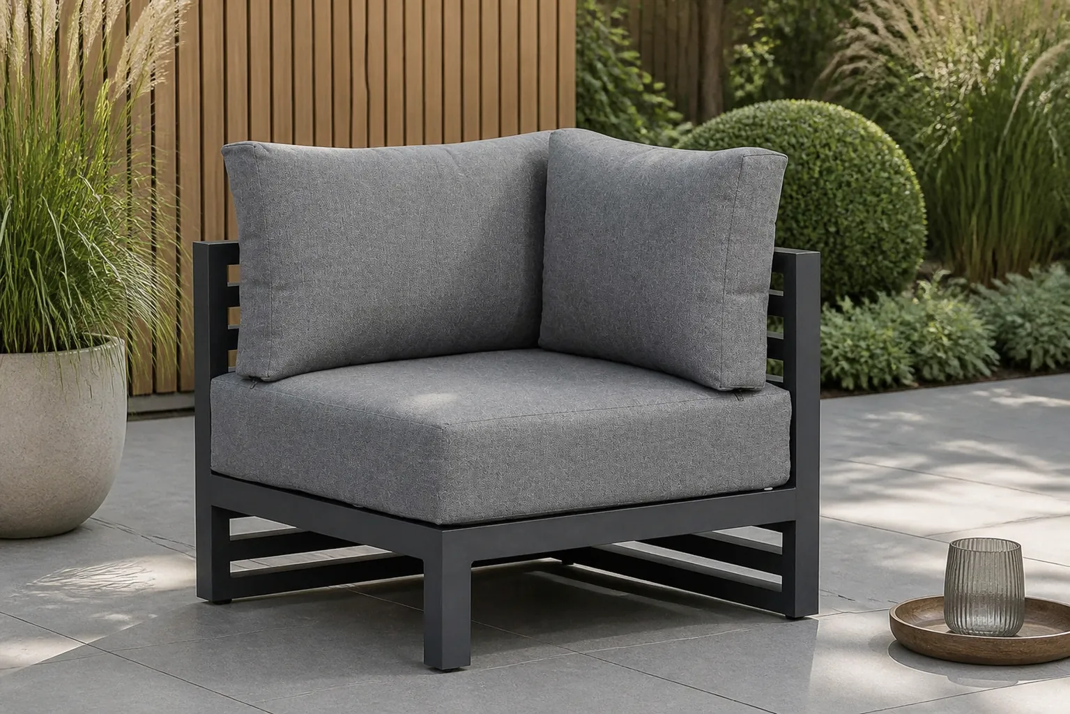 Sfeerfoto van Santika Furniture Jaya hoek module Quick Dry Foam – Grijs-antraciet