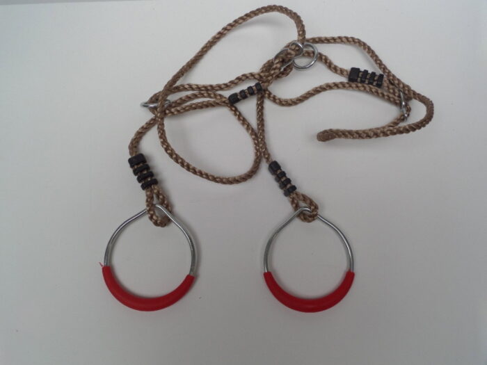 Hermic Ringen in metaal diam. 12×0,7 cm pp-touw