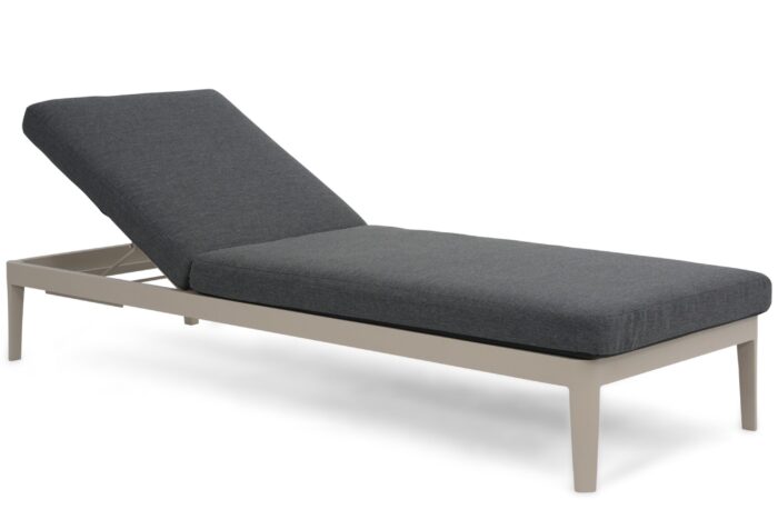 Lifestyle Garden Furniture Mateo ligbed met kussen loft/carbon – Taupe-naturel-bruin