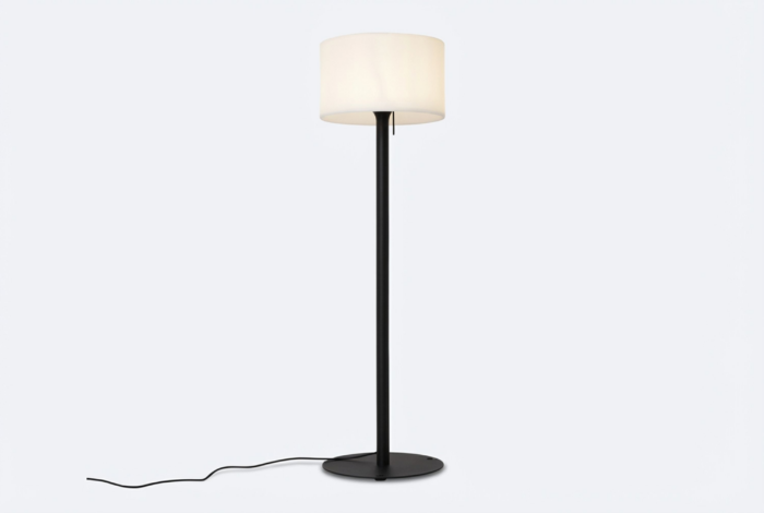 Moderne buiten vloerlamp zwart met witte kap IP44 Mississippi